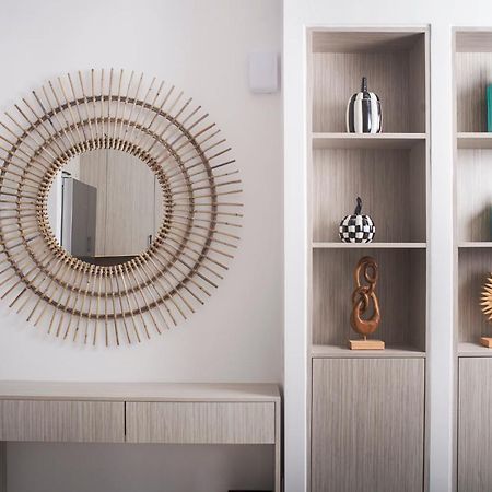 Urban Chic Luxury At The City Center Kalamata Ngoại thất bức ảnh